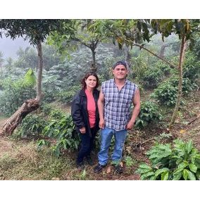 A bányászok Costa Rica Jorge Calvo és Teresita Robles 250g