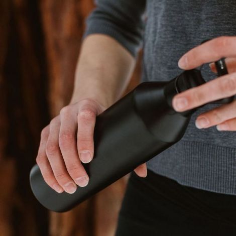 MiiR keskeny szájú palack 680ml - fekete