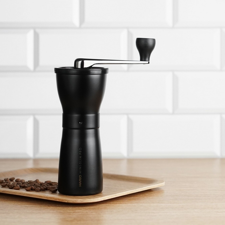 Hario Mini Mill Slim PRO fekete (MMSP-1-B)