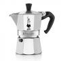 Az olasz Bialetti cég legendás Bialetti Moka Express mokakannája az erősebb kávé hagyományos elkészítéséhez. Alkalmas 2 csésze, azaz kb. 90ml.