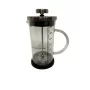 Egyszerű fekete, 350 ml űrtartalmú french press vízforraló a filteres kávé hibátlan, testes elkészítéséhez.