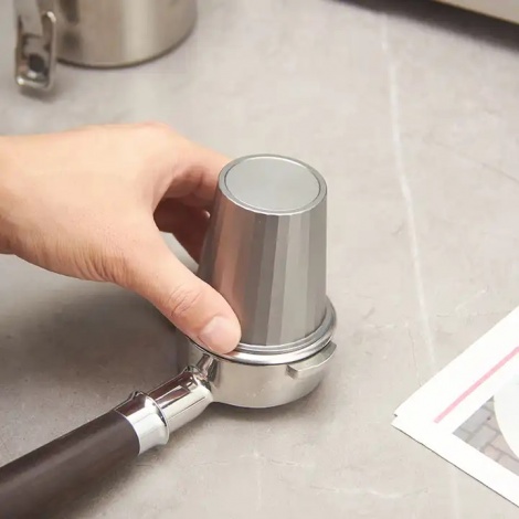 Kubek dozujący Kaffia 58 mm