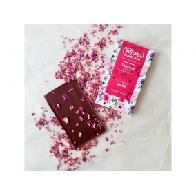 Csokoládé Vegyes csokoládé, Tanzánia Eper, kókusz, rózsa 58,5% 2