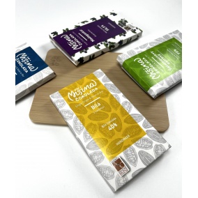 Csokoládé Vegyes csokoládé, fehér csokoládé vaníliával, 40% 2