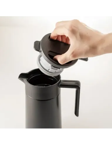 Hario 600 ml-es termo kancsó kerámia felülettel - FEKETE