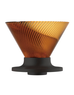 Hario NEO V60-02 Tritanból készült csepegtető, borostyánszínű