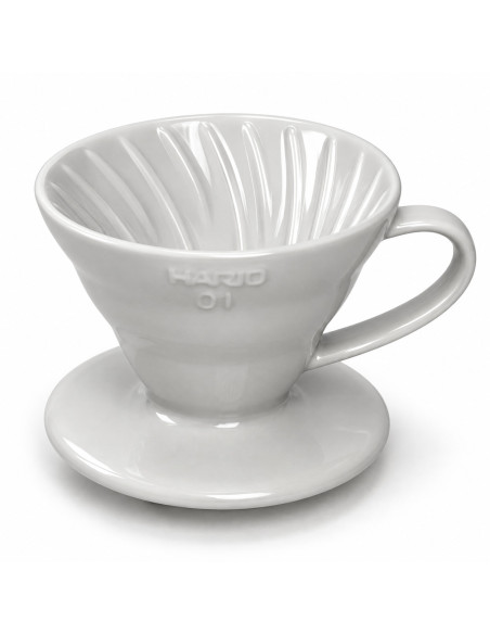 Hario csepegtető V60-01 kerámia – fehér (VDC-01W)