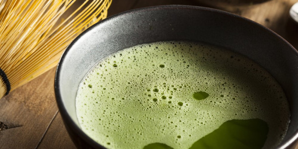 Matcha vagy egy modern jelenség, gazdag hagyományokkal és egészségügyi előnyökkel