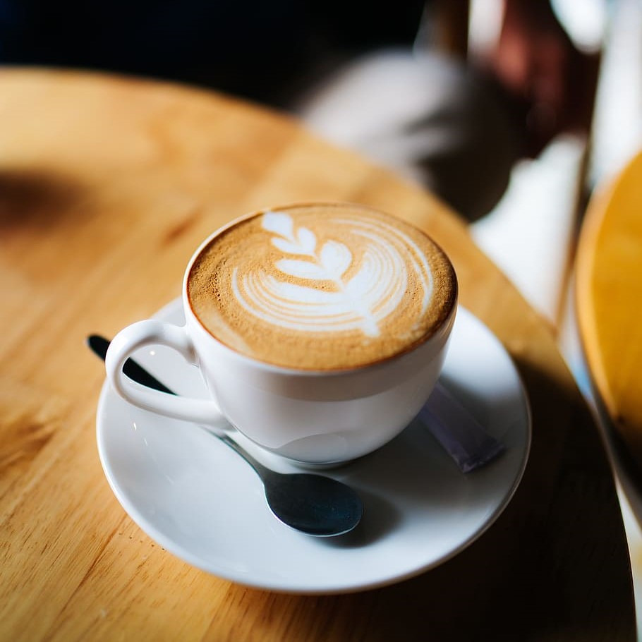 Cappuccino kávé készítése